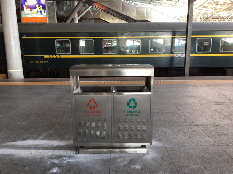 不锈钢垃圾桶 不锈钢垃圾桶