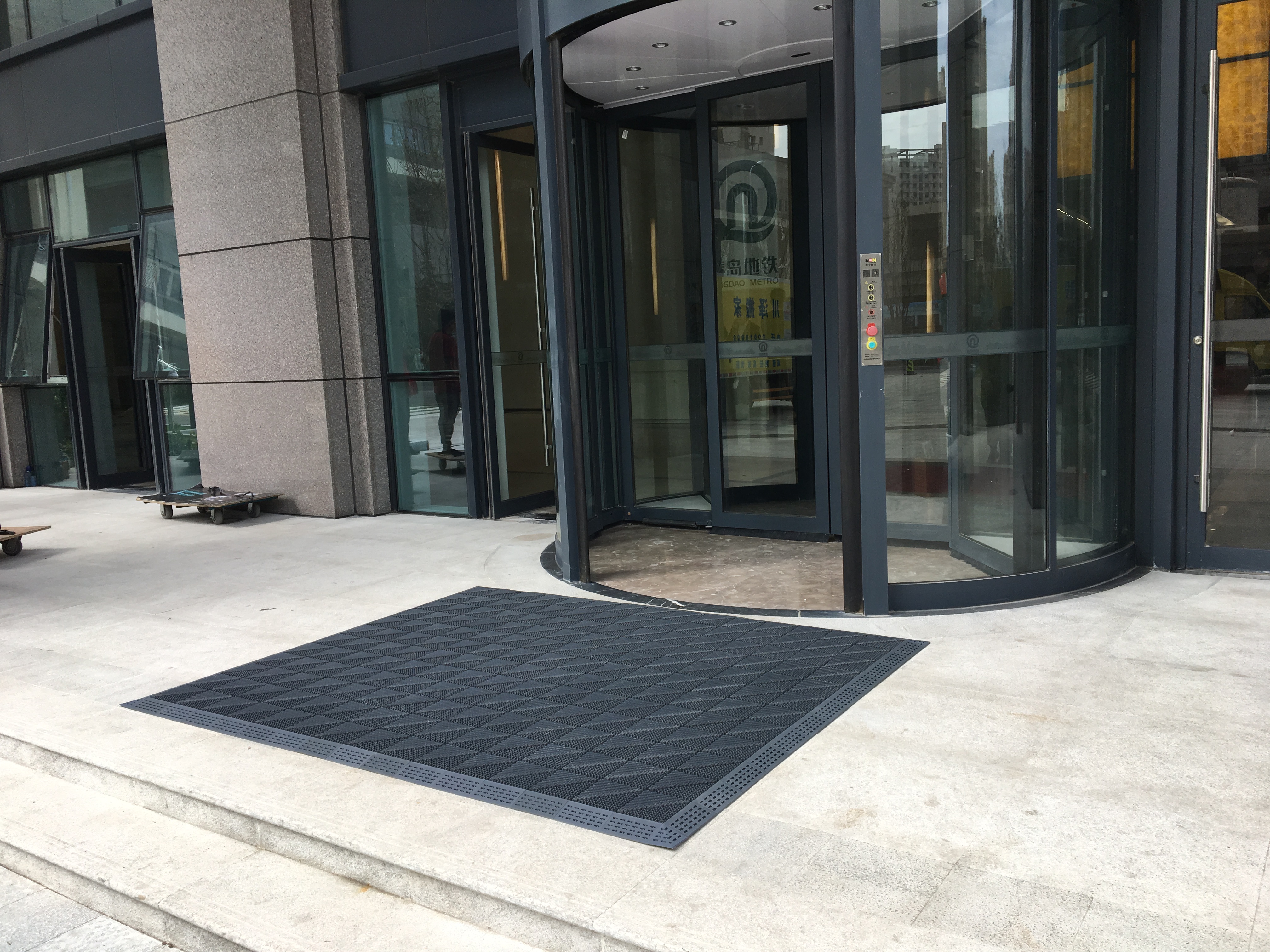 除尘、防滑、刮砂地垫