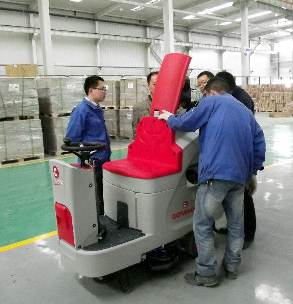 全自动洗地机 全自动洗地机